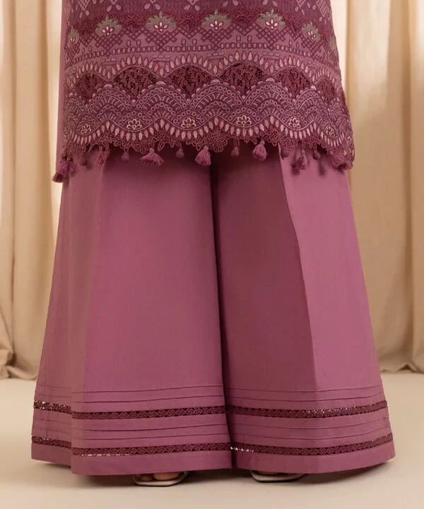 3 Piece - Embroidered Dobby Suit SKU: 0U3PELX25V29