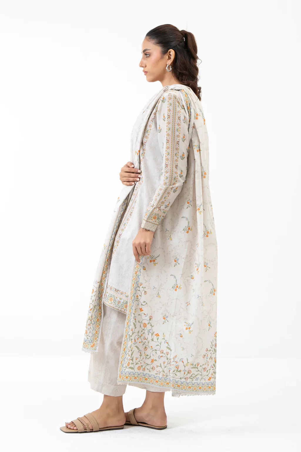 EMBROIDERED LAWN 3 PIECE SUIT - WFM35525