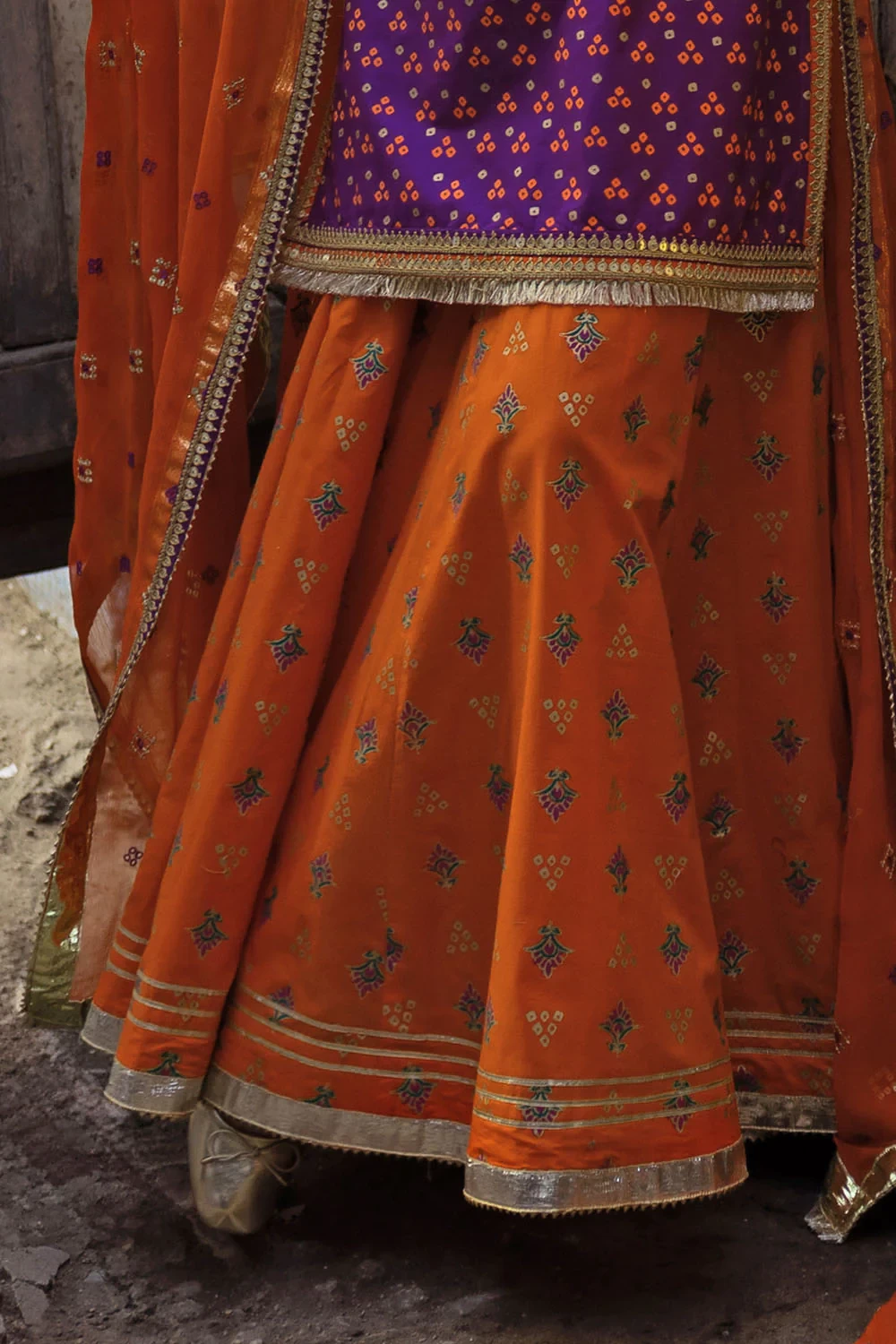 3 Piece Gold and Lacquer Printed Lawn Suit with Embroidered Chiffon Dupatta and 