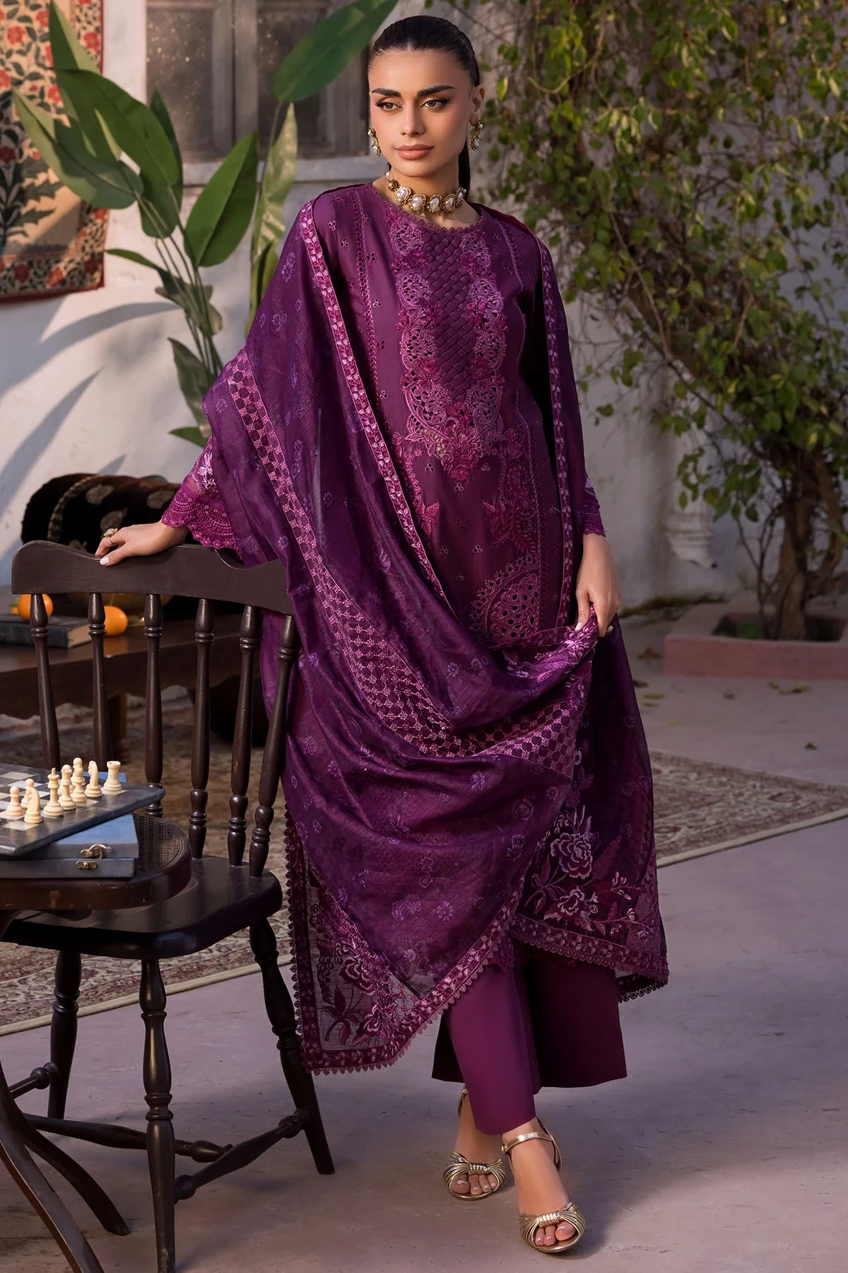 5931-CRIMSON EMBROIDERED LAWN - MWU05931-999-CRIMSON
