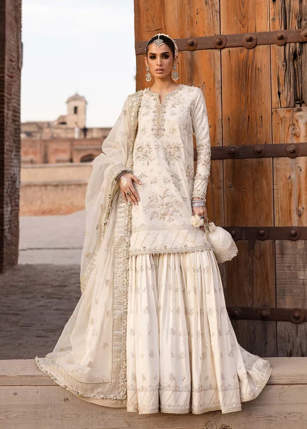 Roshaneh - 5024