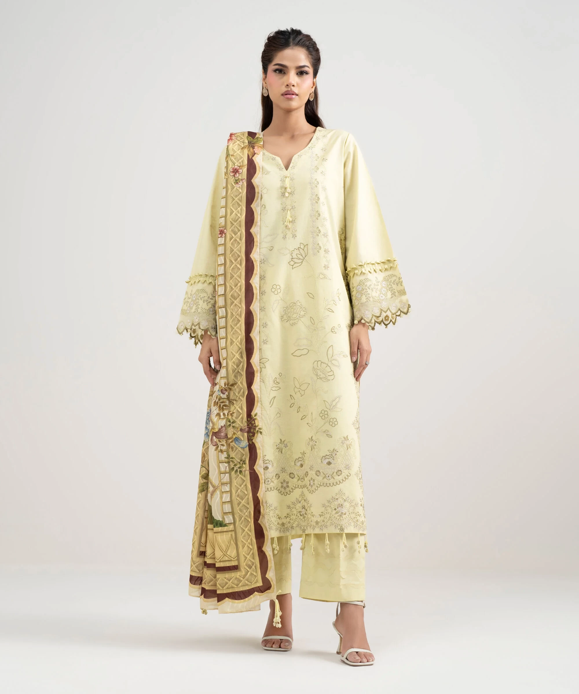 3 Piece Embroidered Lawn Suit -  3PESUS26V429