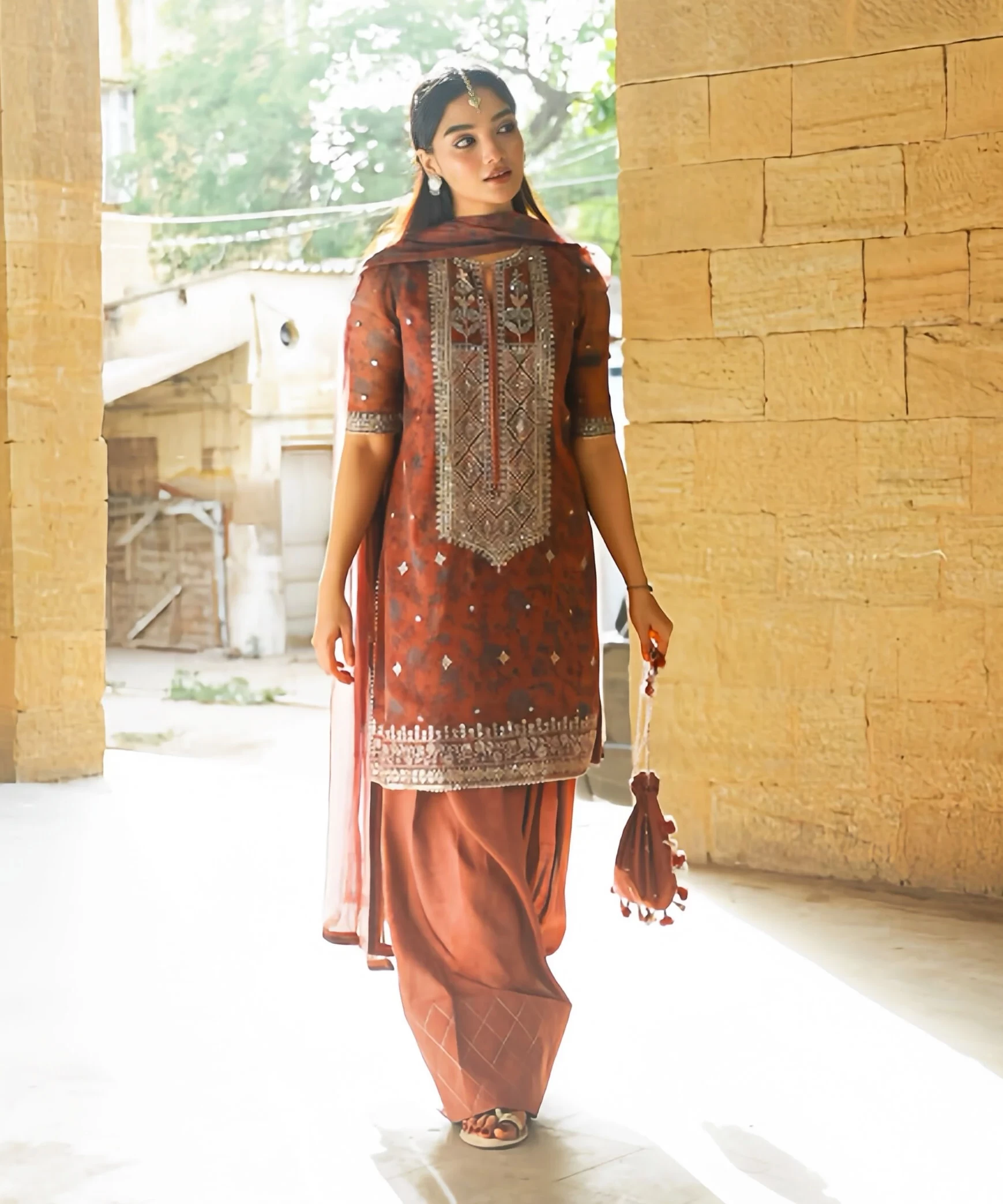 3 Piece Embroidered Chiffon Suit - FELXS26V125B