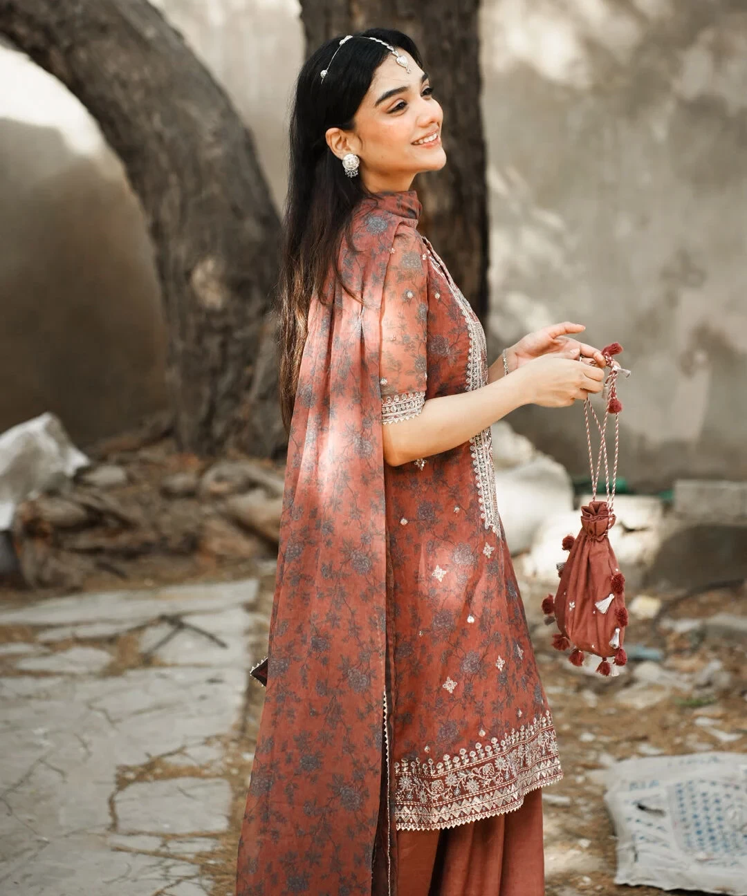 3 Piece Embroidered Chiffon Suit - FELXS26V125B