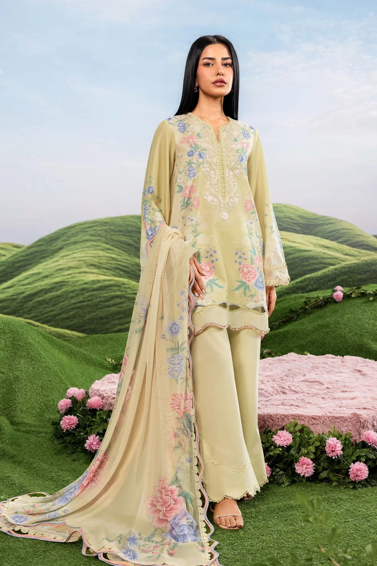 3 Pc Embroidered Lawn Suit - #MB-CUSV14-11A