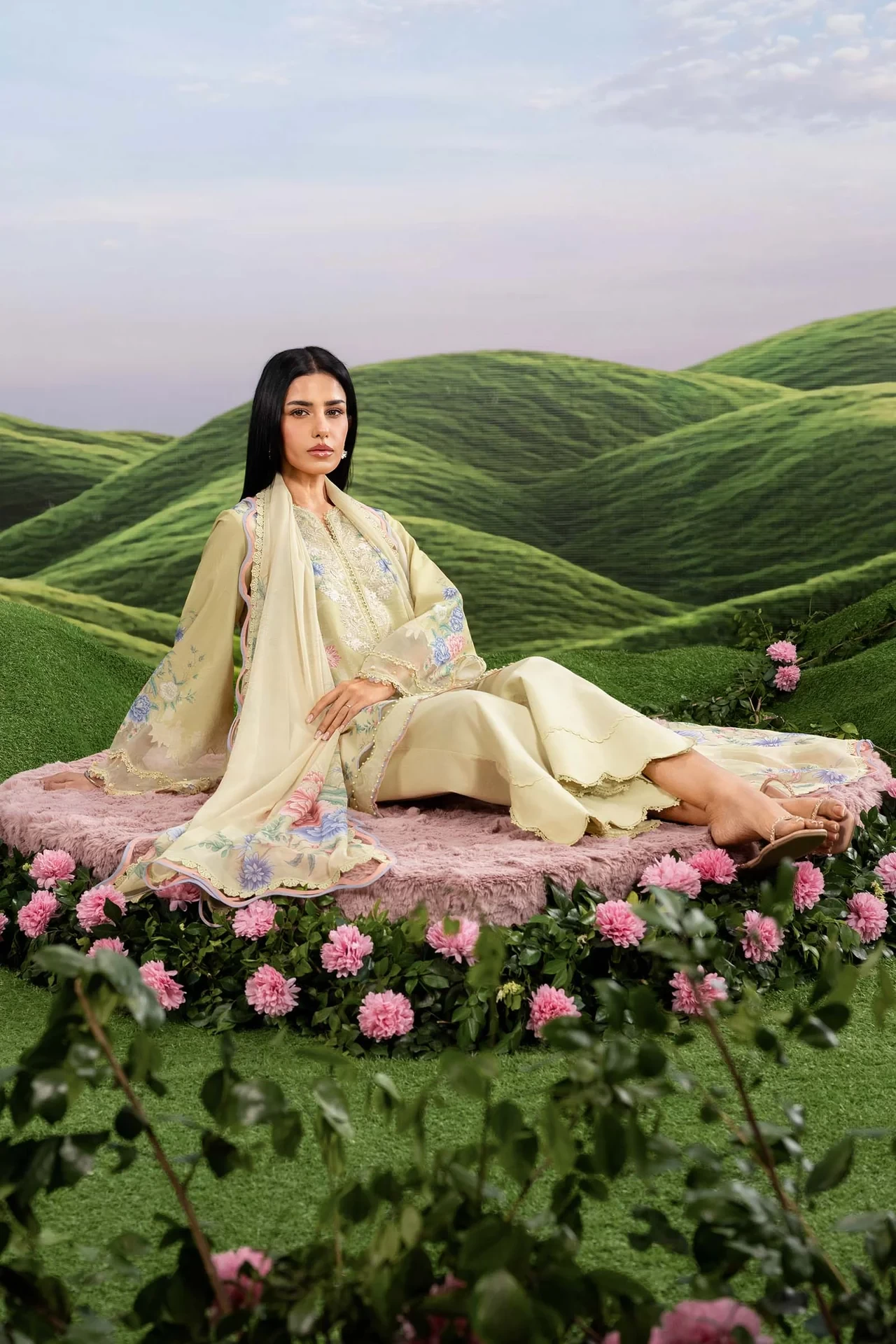 3 Pc Embroidered Lawn Suit - #MB-CUSV14-11A