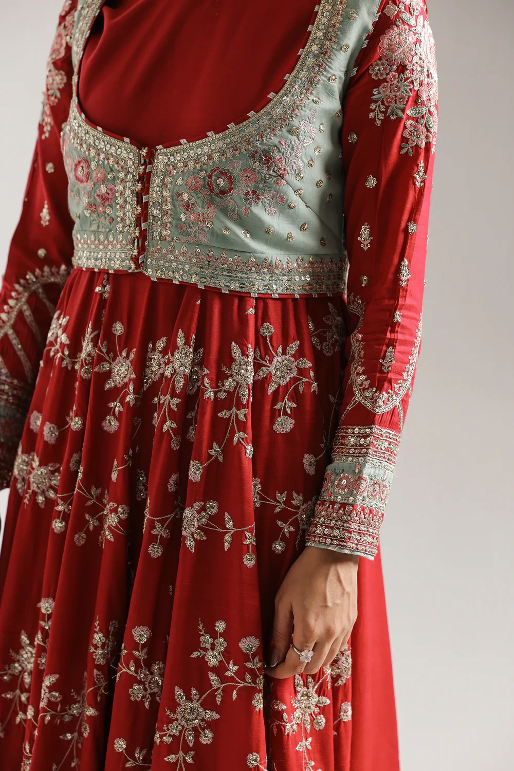 EMBROIDERED DRESS - E0954/104/808