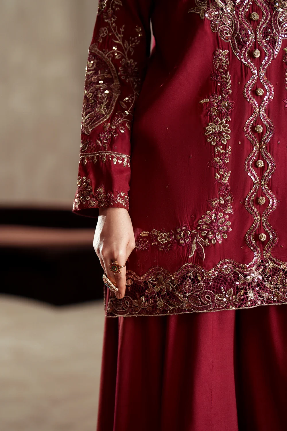 EMBROIDERED SUIT - E1108/104/310