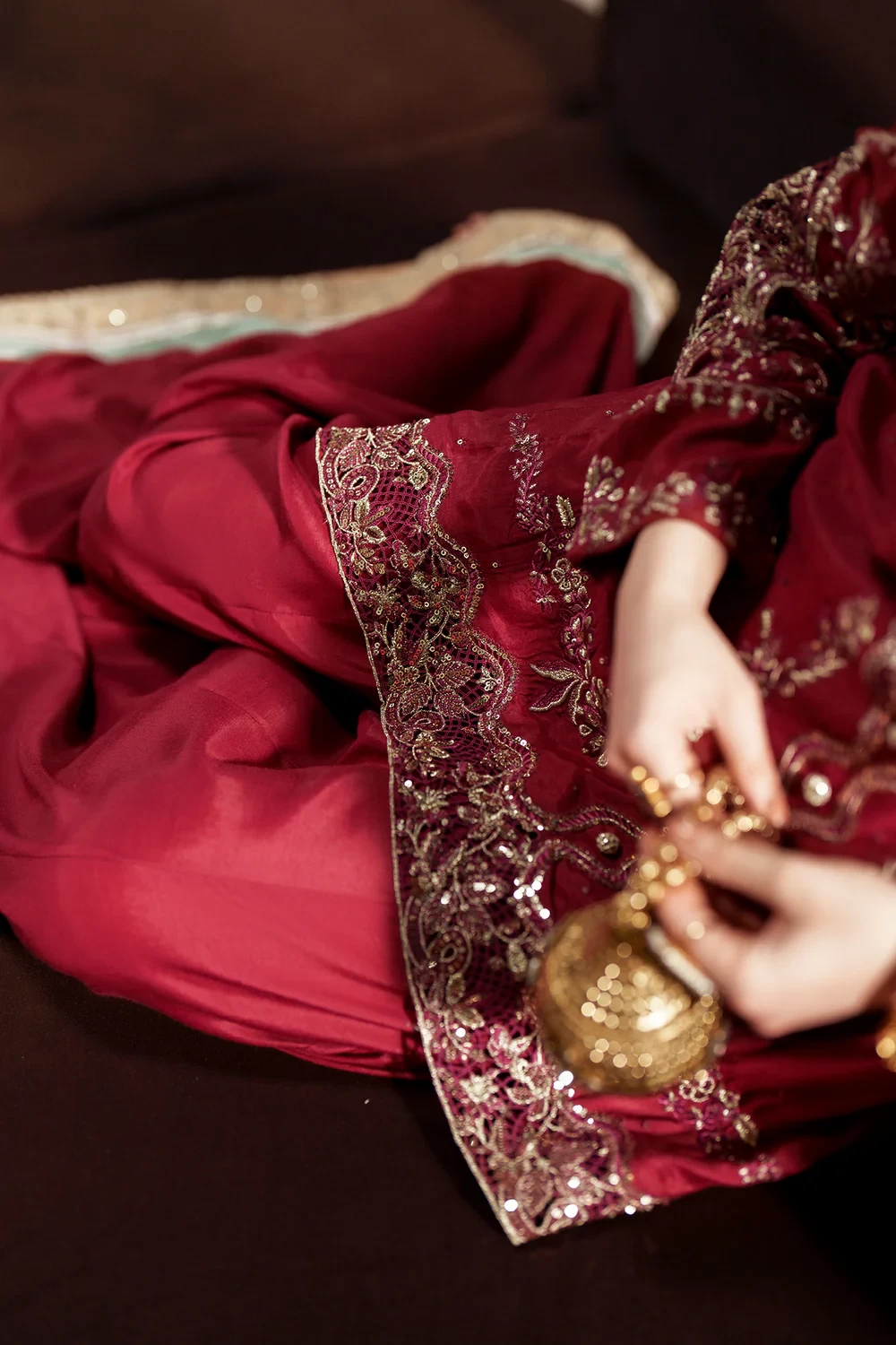 EMBROIDERED SUIT - E1108/104/310