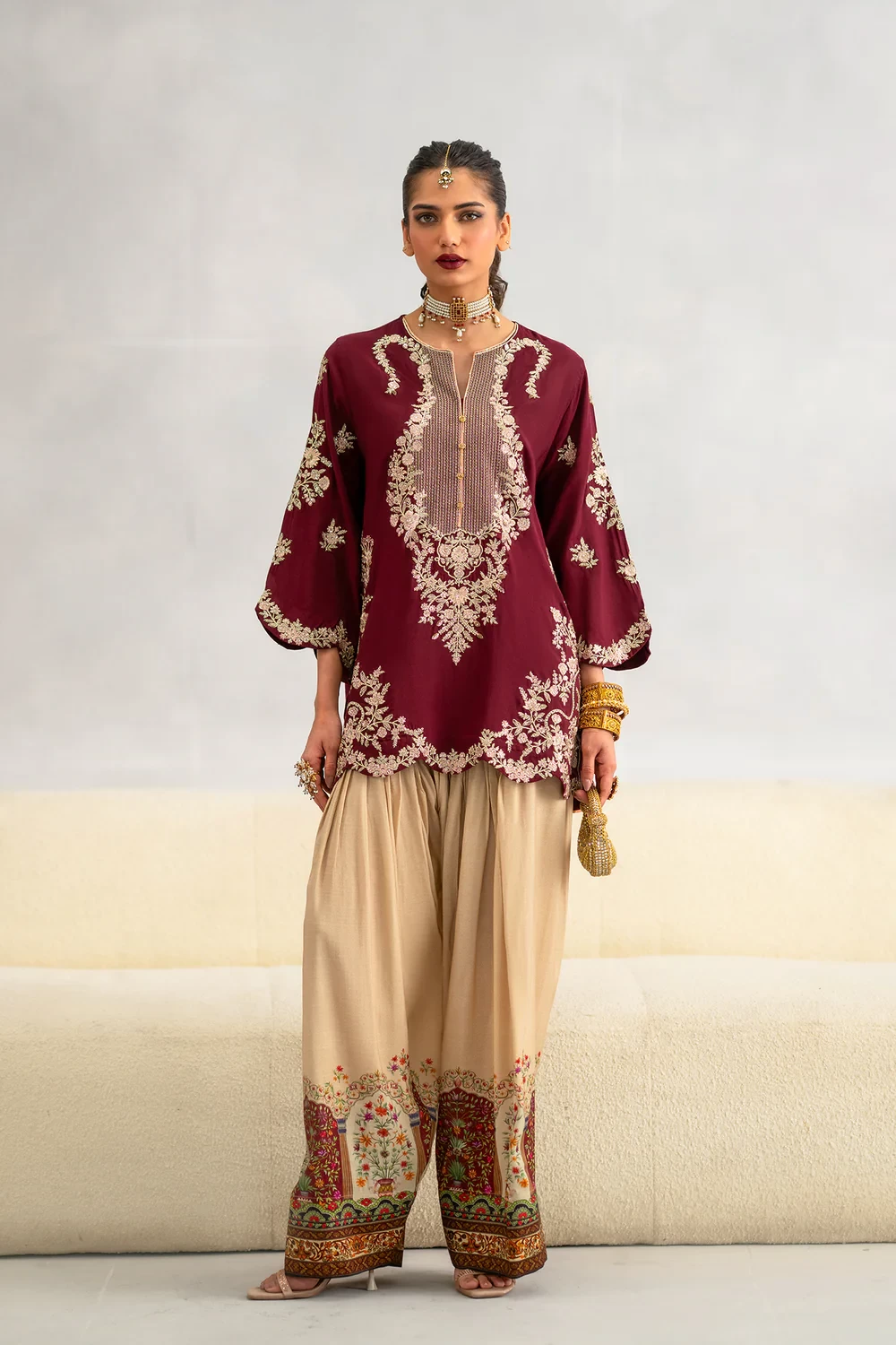 EMBROIDERED SUIT - E1113/104/319