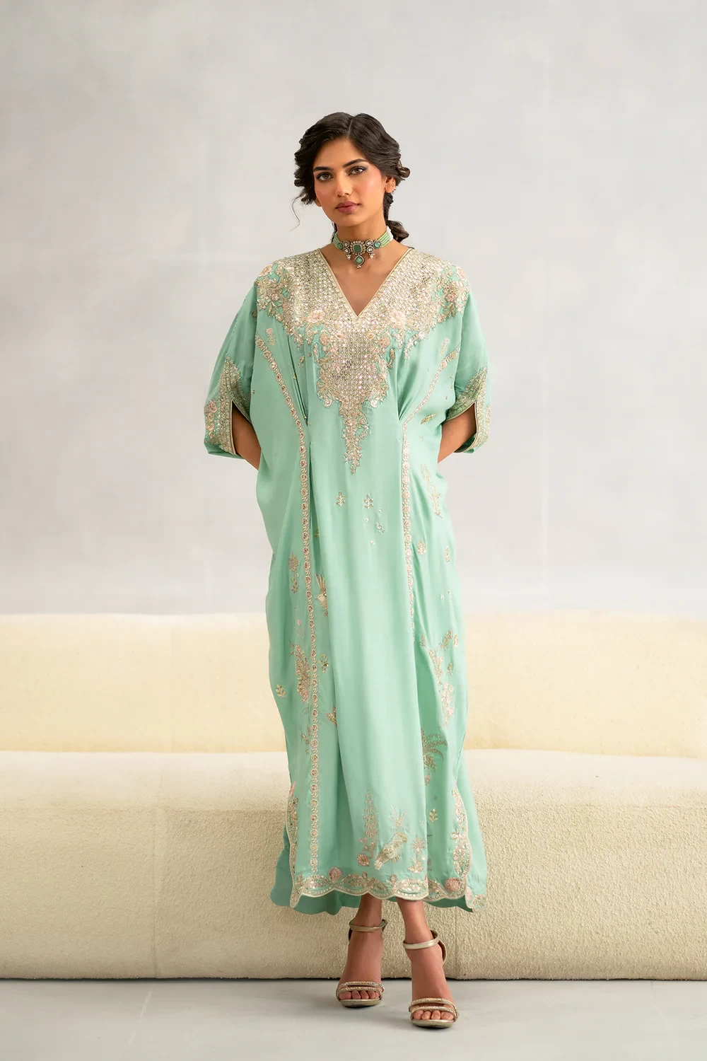 EMBROIDERED KAFTAN - E1087/104/718