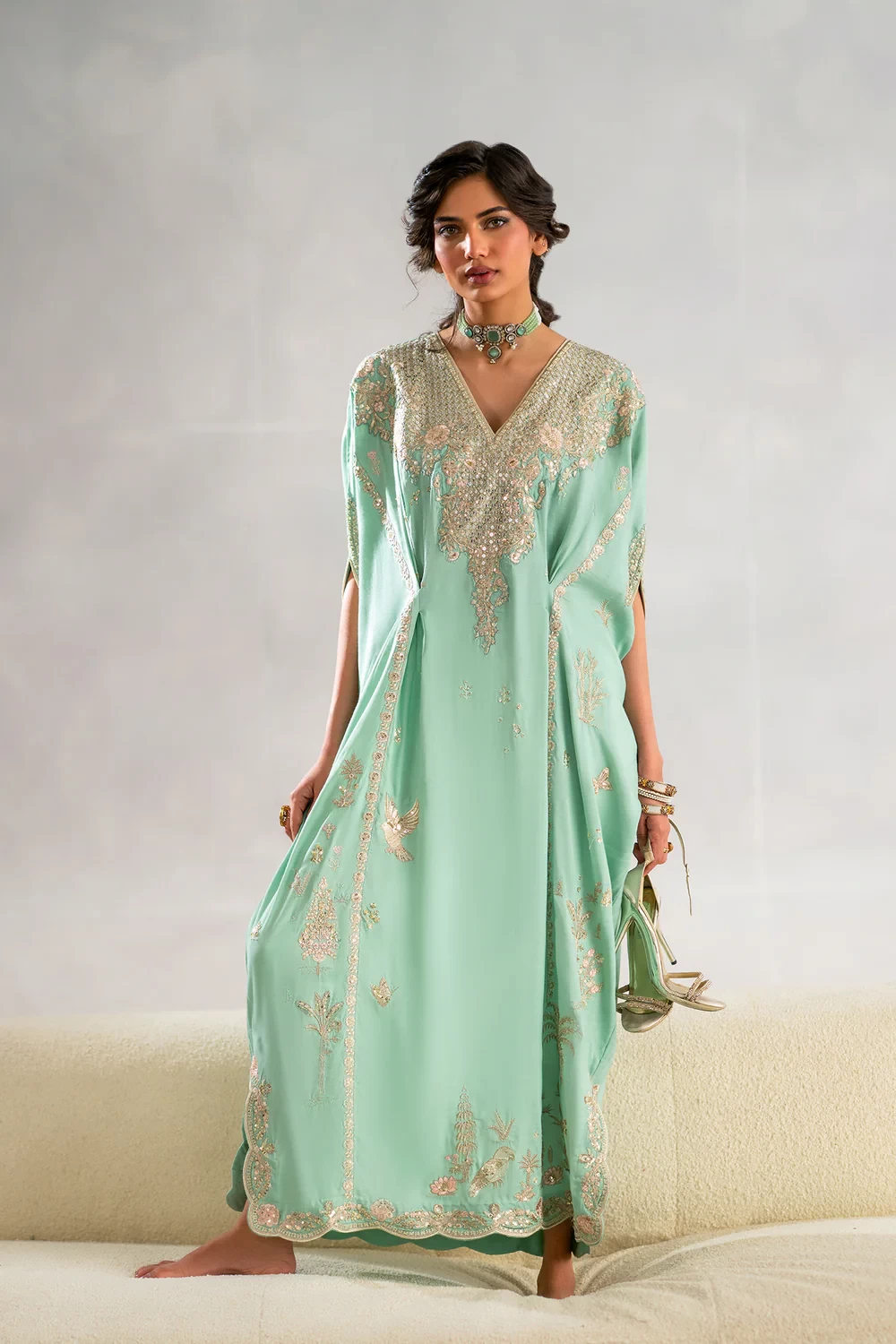 EMBROIDERED KAFTAN - E1087/104/718