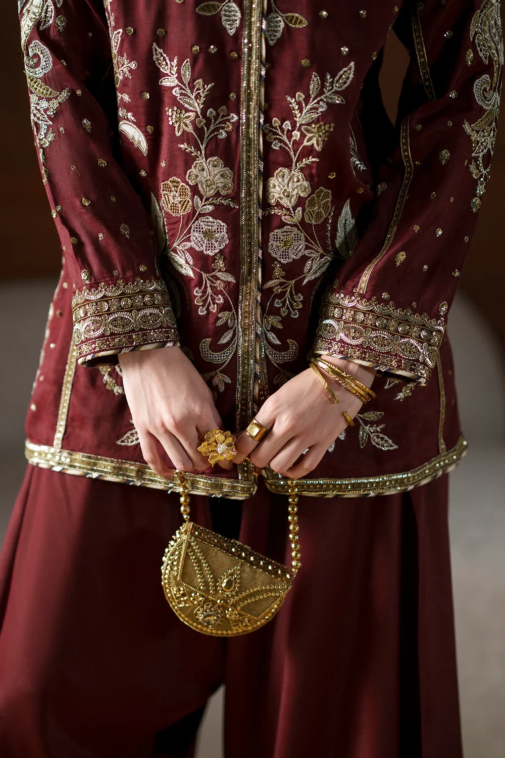 EMBROIDERED SUIT - E1077/104/415