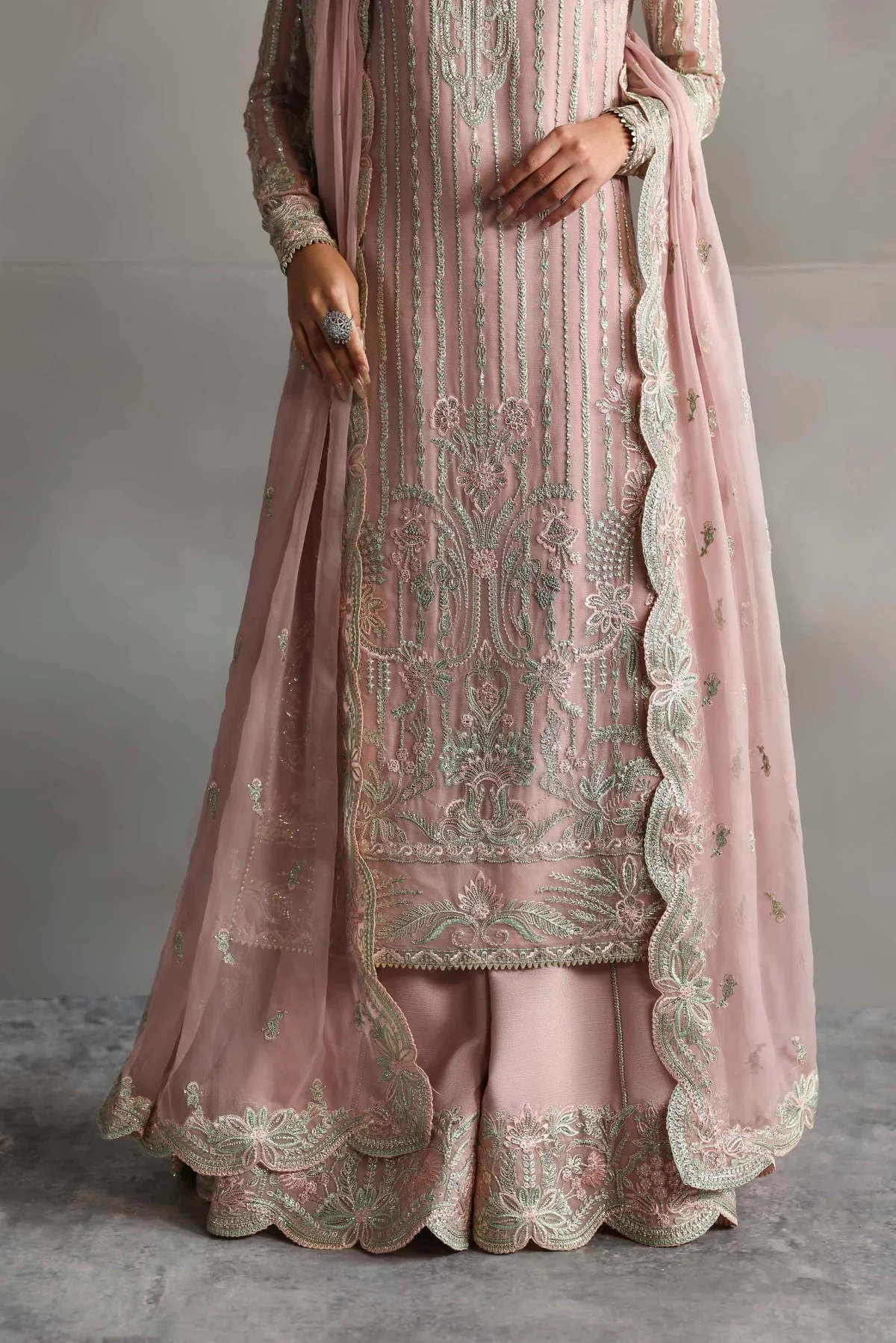 Gulnour -  1613