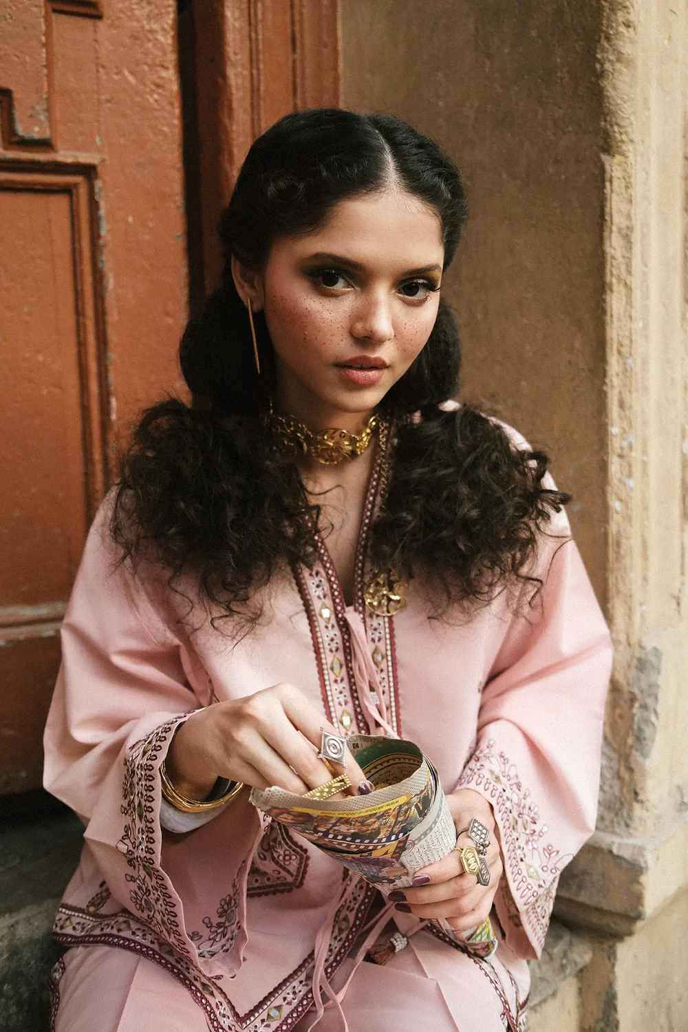 EMBROIDERED SUIT - E0829/119/426