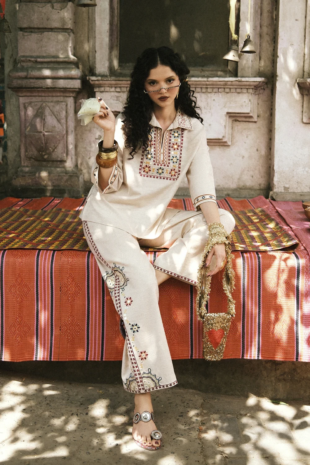 EMBROIDERED SUIT - E0842/119/005