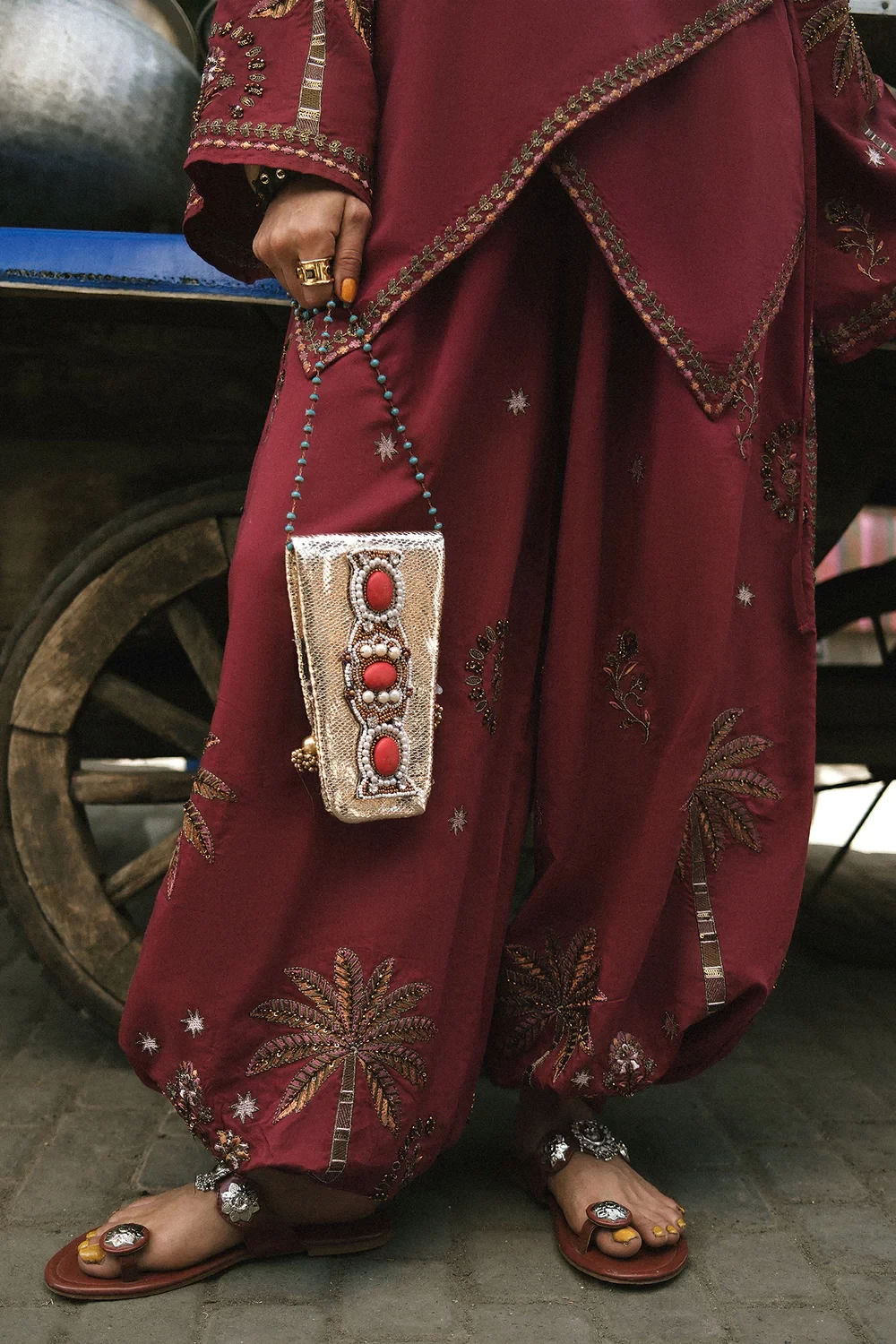 EMBROIDERED SUIT - E0826/119/305