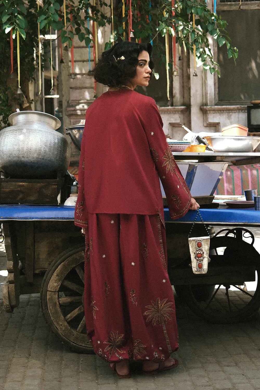 EMBROIDERED SUIT - E0826/119/305