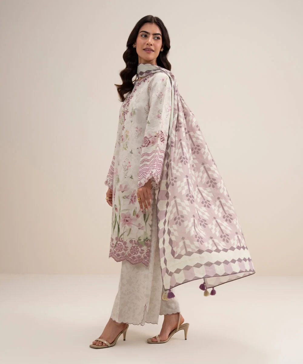 3 Piece Embroidered Zari Lawn Suit - 3PEDYS26V635