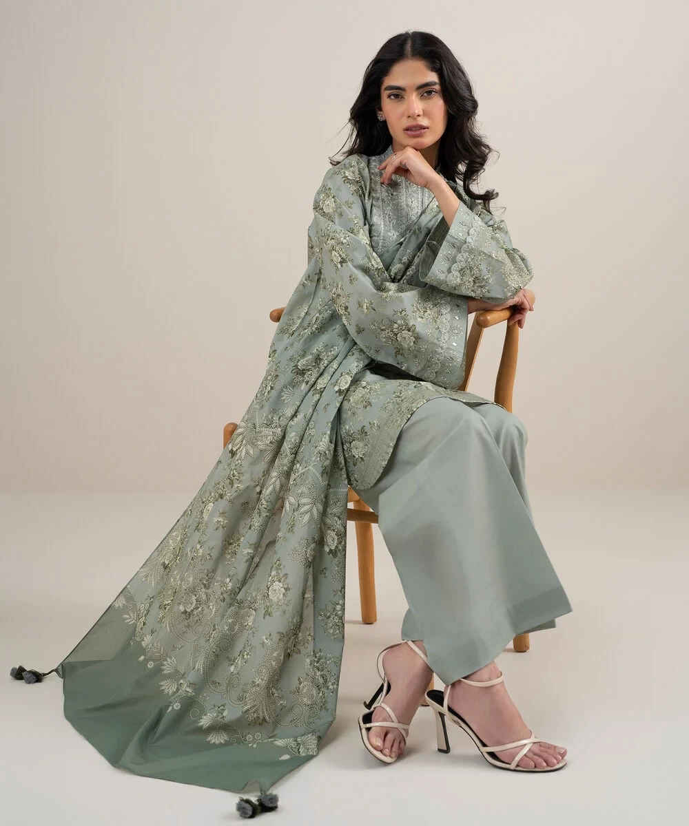 3 Piece - Embroidered Lawn Suit - 2DEDYS26V650