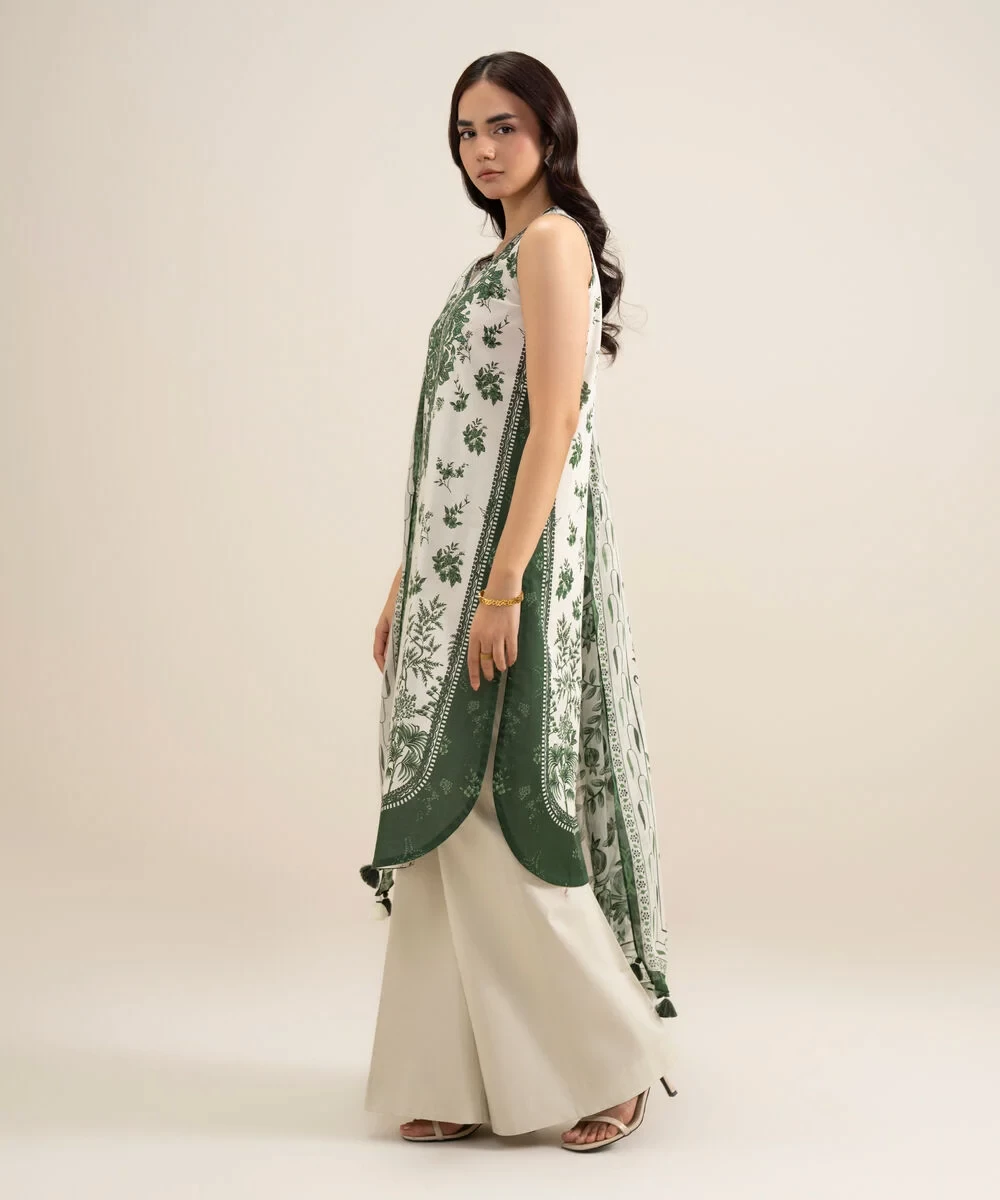 3 Piece - Embroidered Lawn Suit  - 3PEDYS26V657