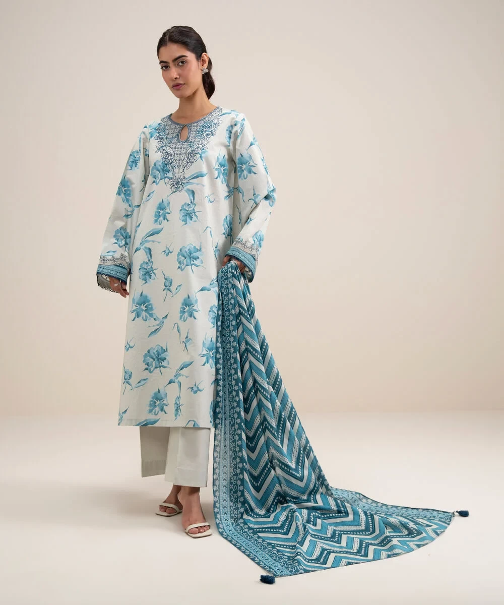 3 Piece - Embroidered Lawn Suit - 2DEDYS26V643