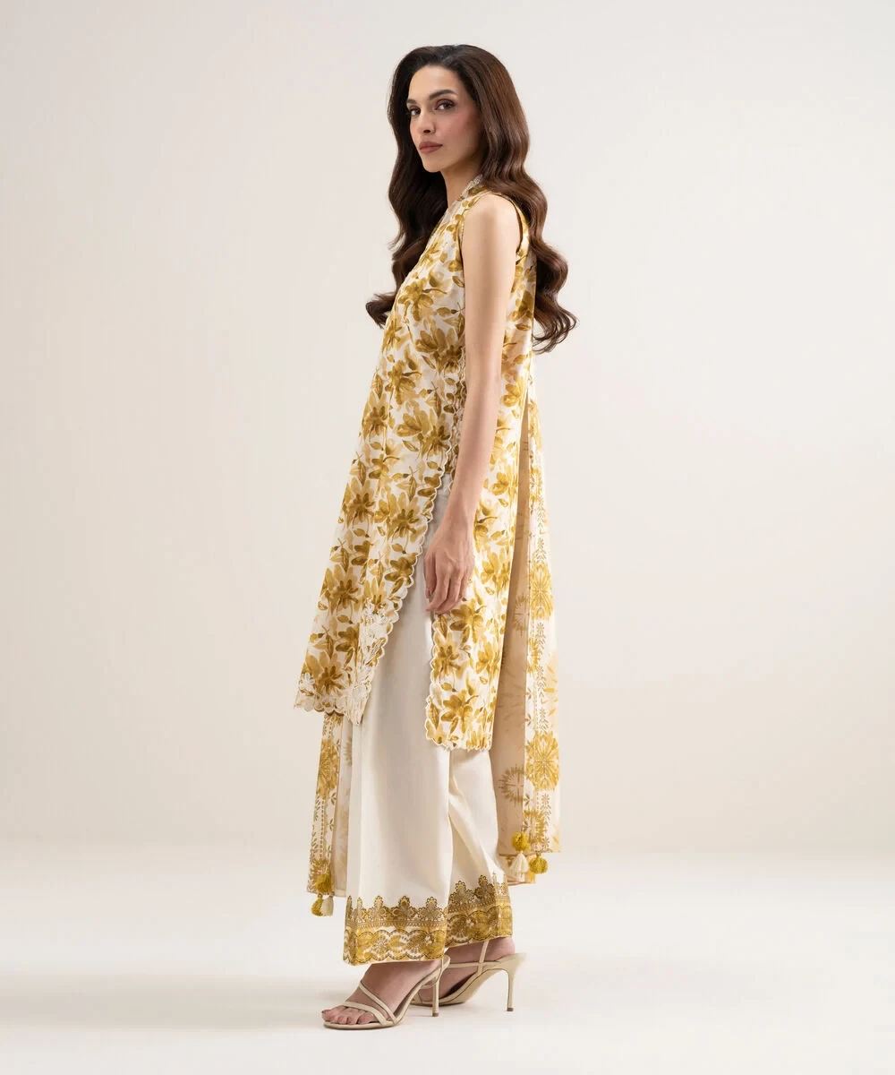 3 Piece - Embroidered Lawn Suit - 3PEDYS26V640