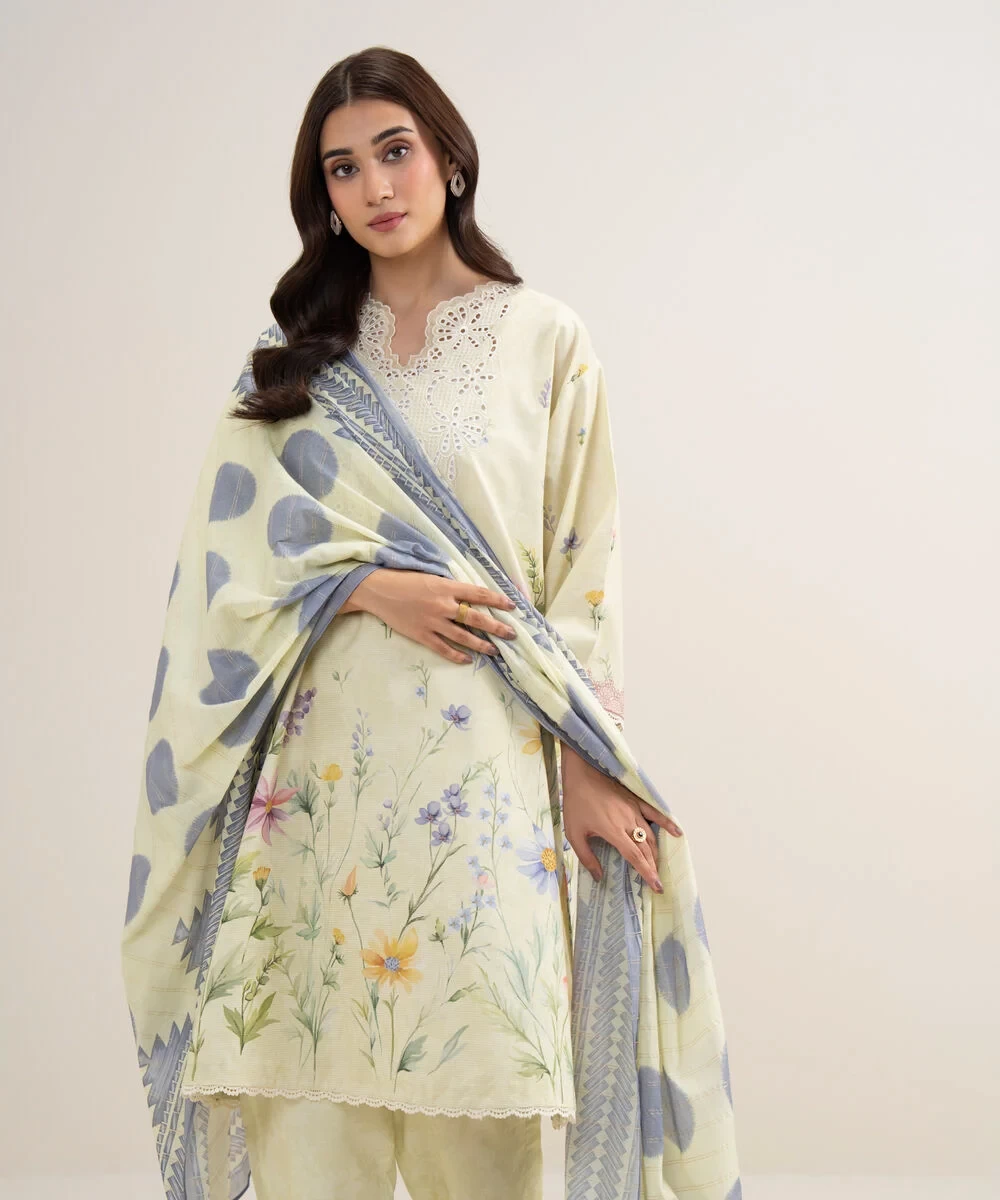 3 Piece - Embroidered Zari Lawn Suit - 3PEDYS26V633
