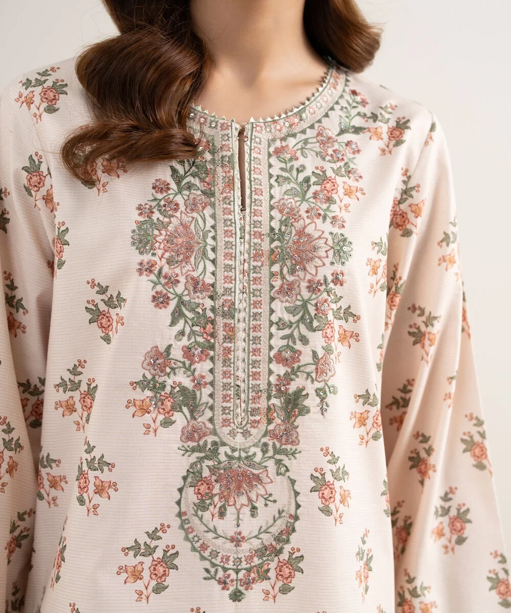 3 Piece - Embroidered Zari Lawn Suit - 2DEDYS26V646
