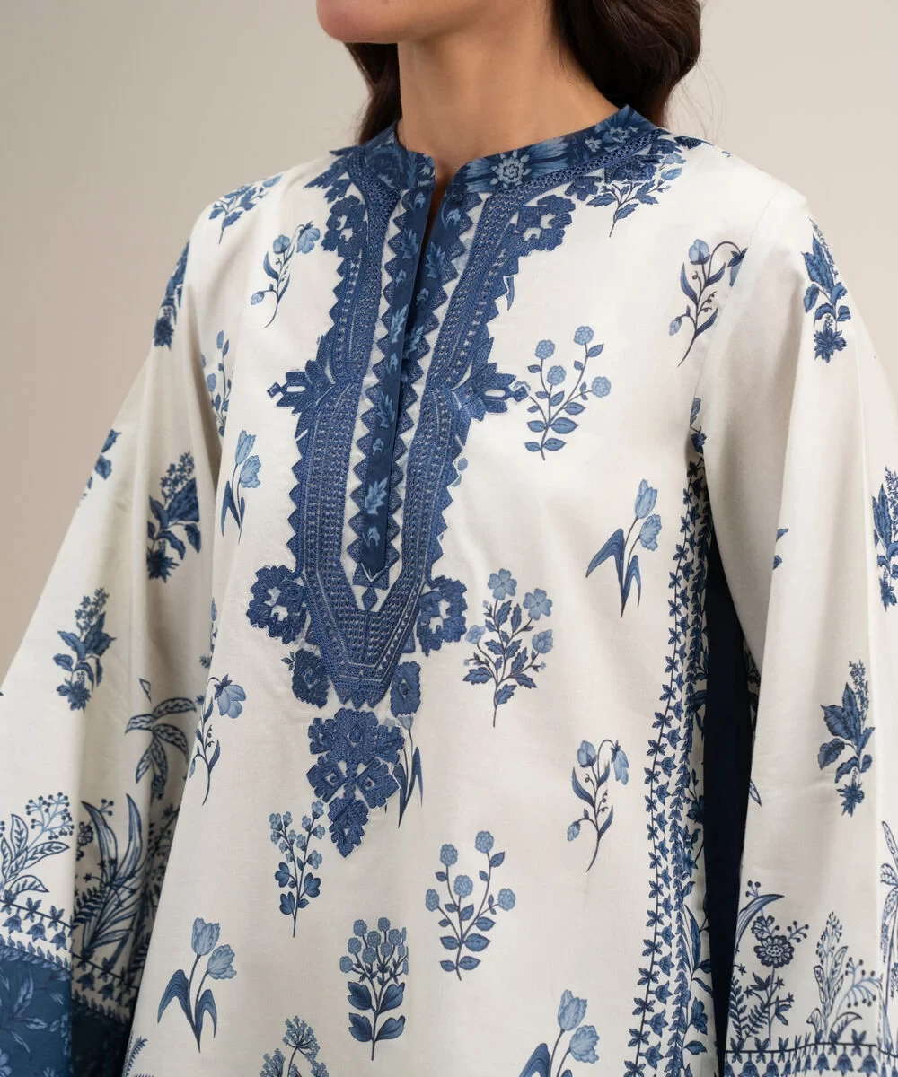 3 Piece - Embroidered Lawn Suit - 3PEDYS26V659