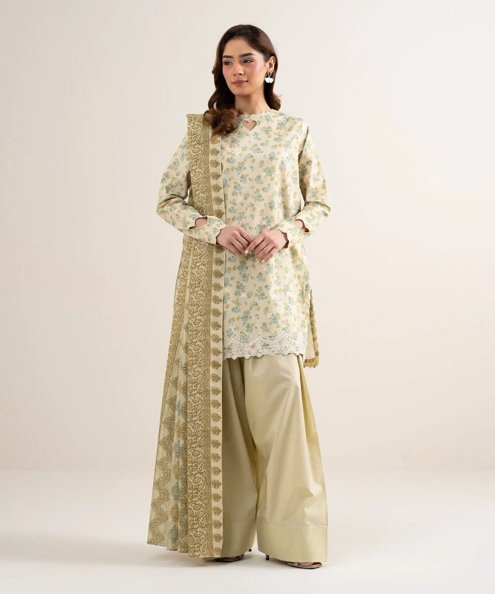 3 Piece - Embroidered Zari Lawn Suit - 3PEDYS26V670