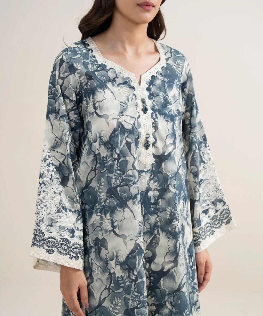 3 Piece - Embroidered Lawn Suit - 3PEDYS26V639