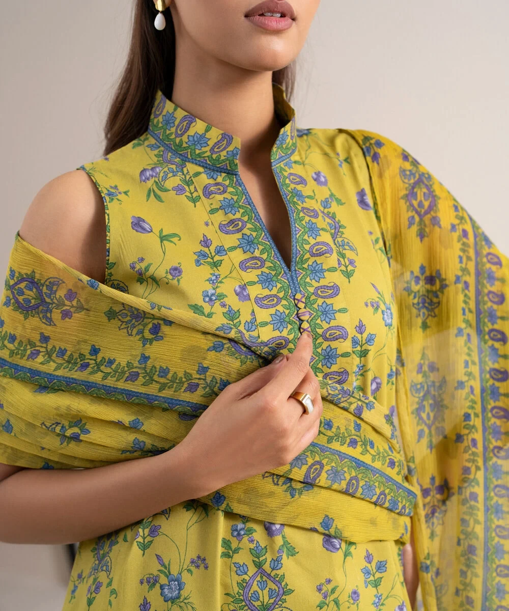 3 Piece - Printed Lawn Suit - U3PDYS26V614