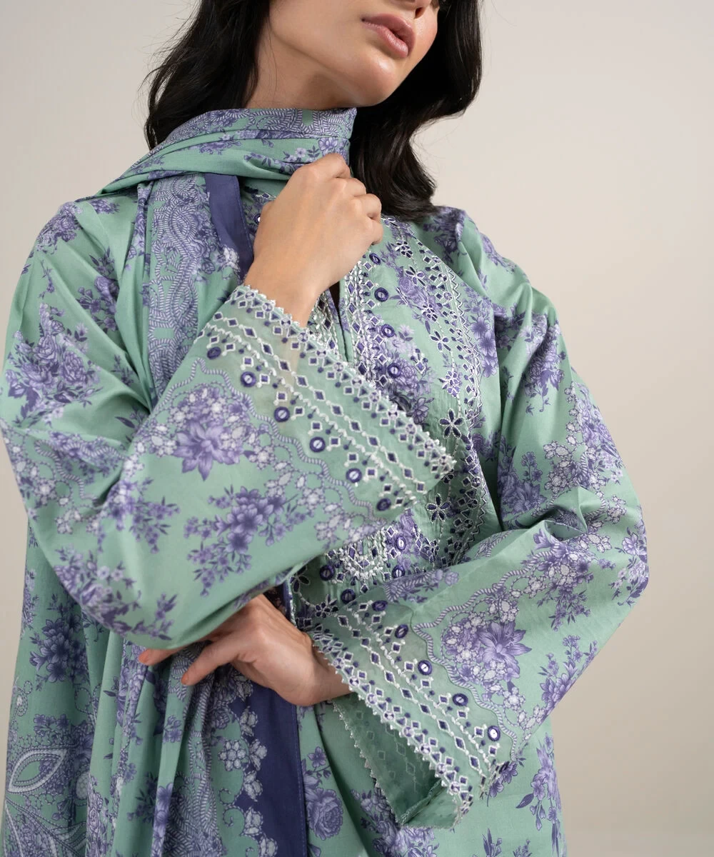 3 Piece - Embroidered Lawn Suit - 2DEDYS26V652