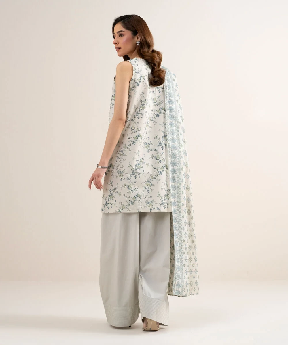 3 Piece - Embroidered Zari Lawn Suit -  3PEDYS26V669