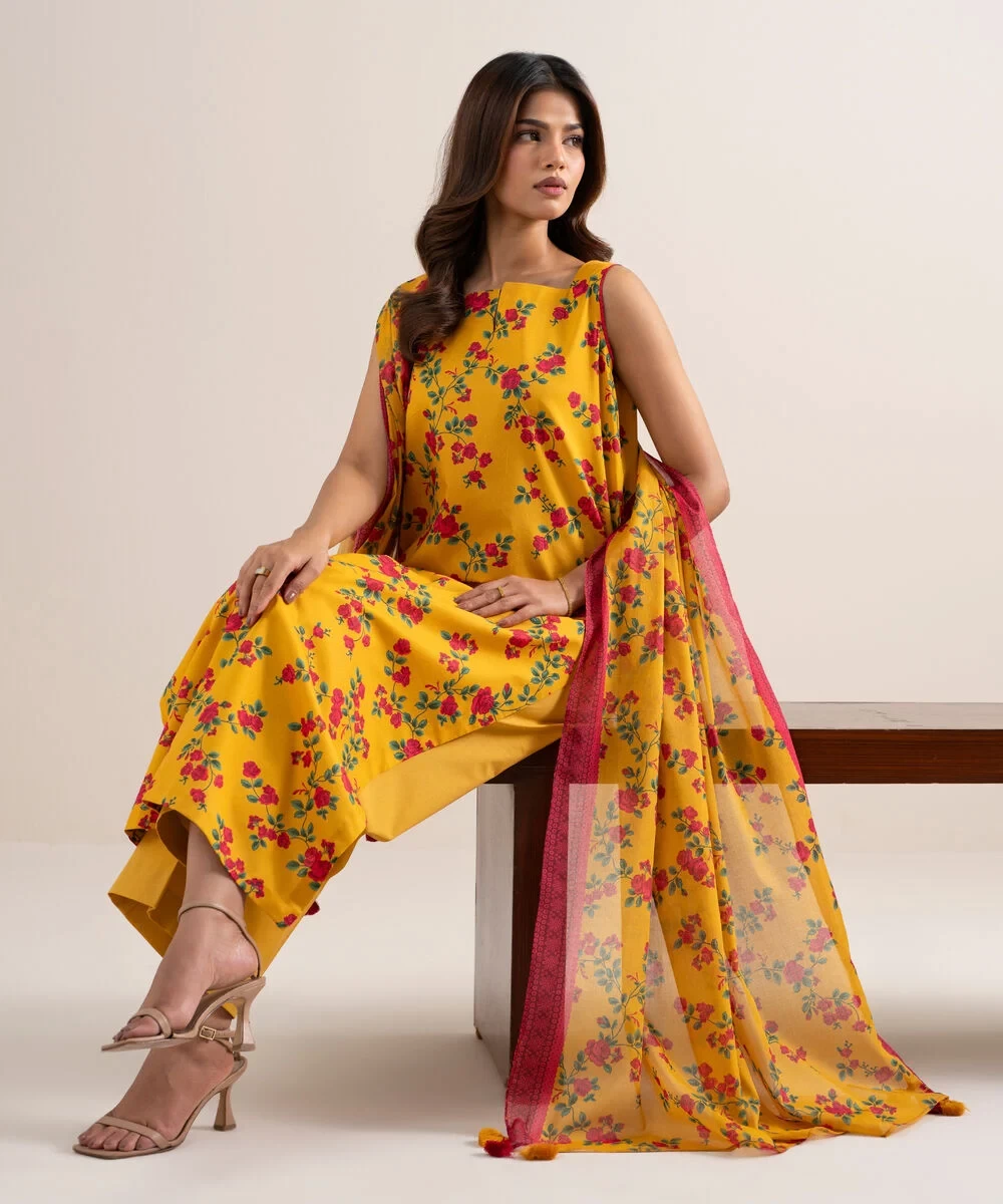 3 Piece - Printed Lawn Suit -  U2TDDS26V637