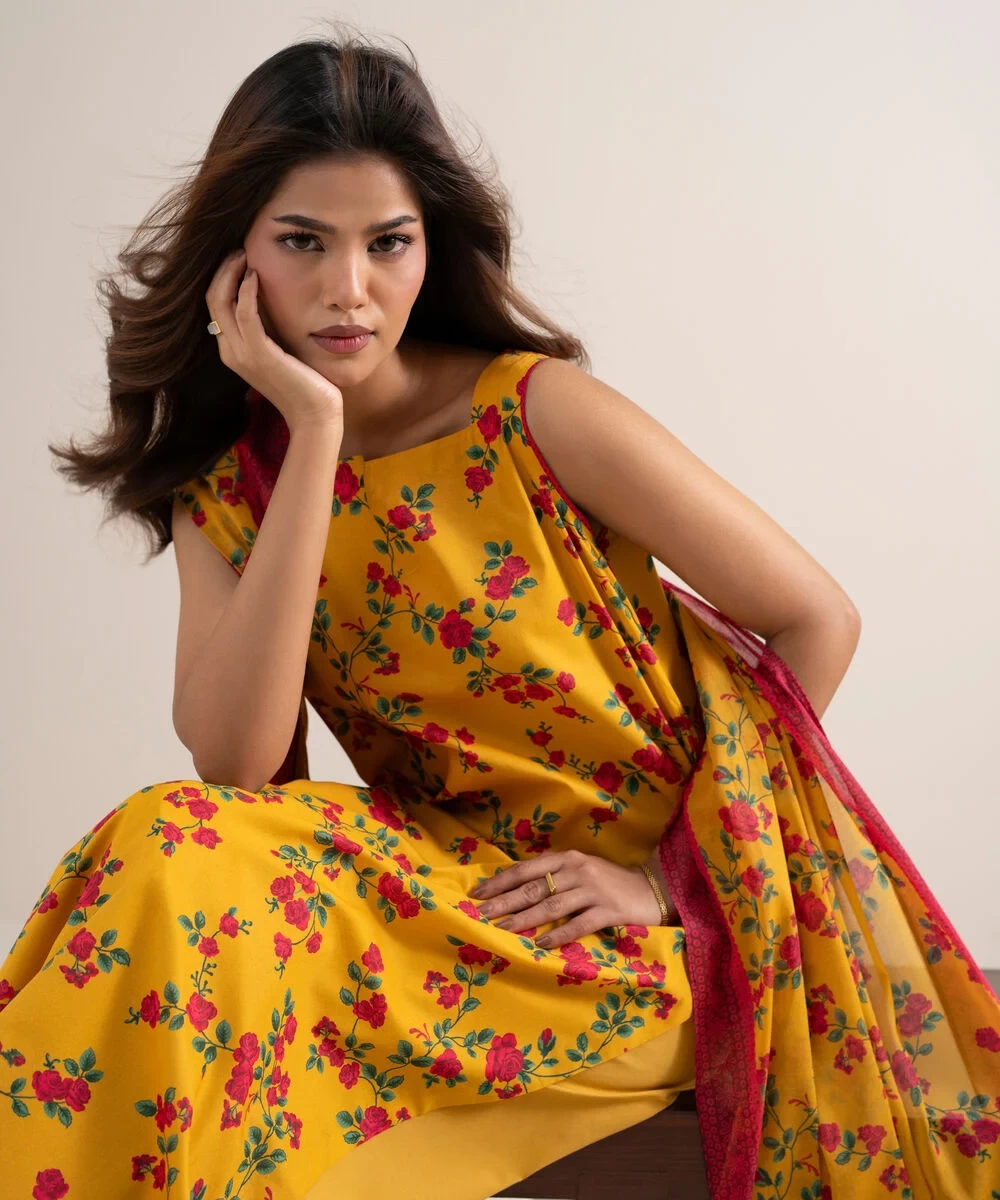 3 Piece - Printed Lawn Suit -  U2TDDS26V637