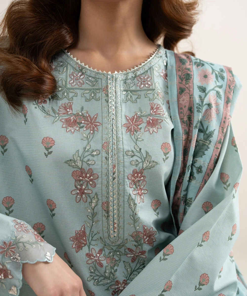 3 Piece - Embroidered Zari Lawn Suit -  2DEDYS26V647