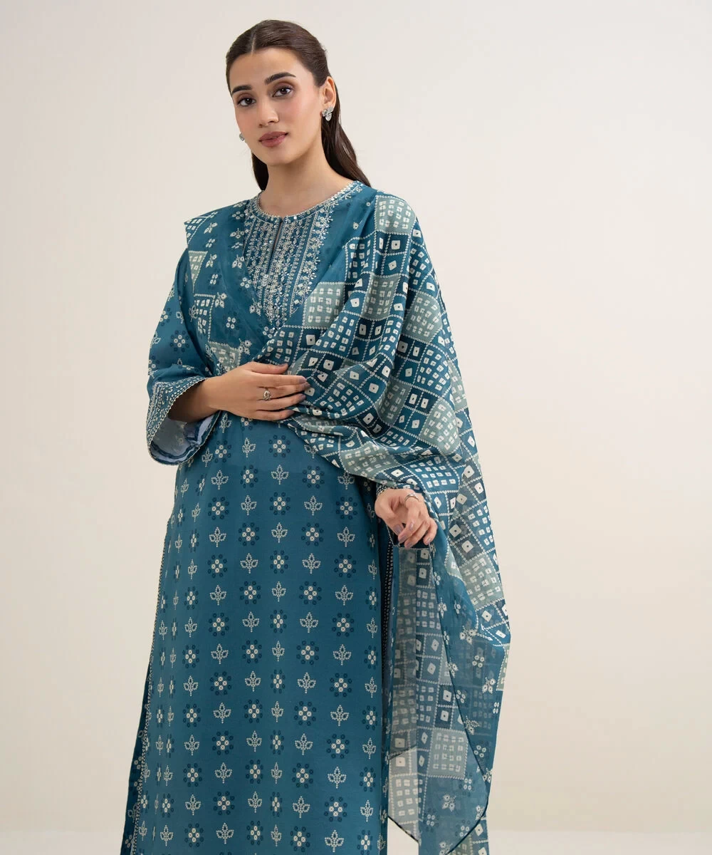 3 Piece - Embroidered Lawn Suit - 3PEDYS26V632