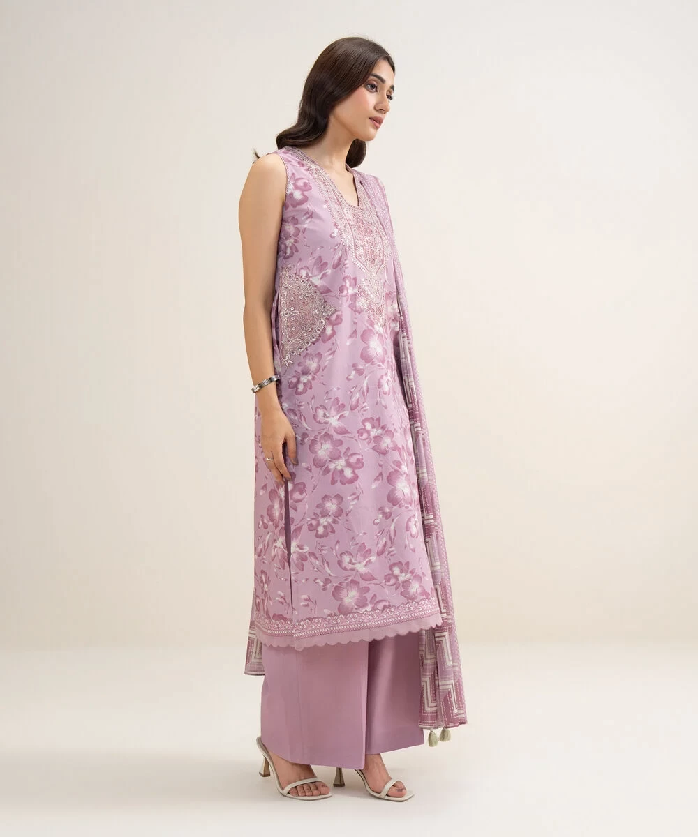 3 Piece - Embroidered Lawn Suit - 2DEDYS26V642