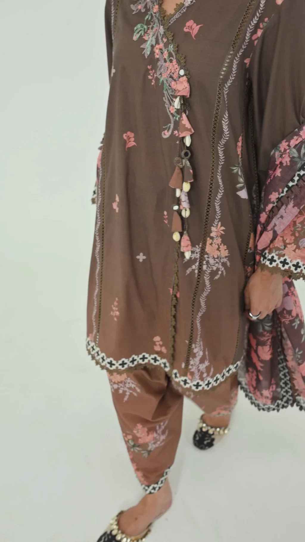 Printed 3 Piece Lawn Suit - H264-010B-3AG