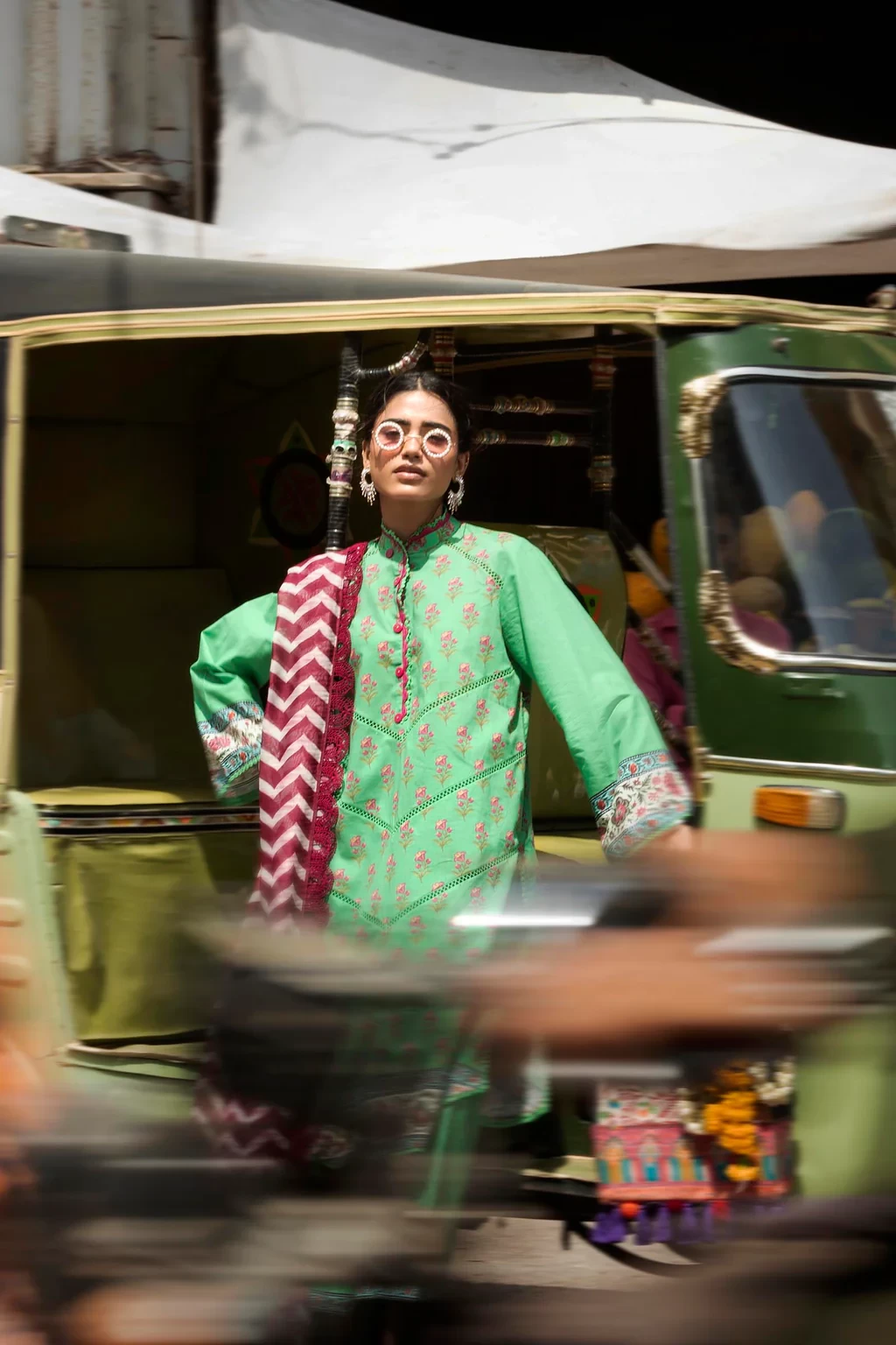 Printed 3 Piece Lawn Suit - H264-002B-3CG