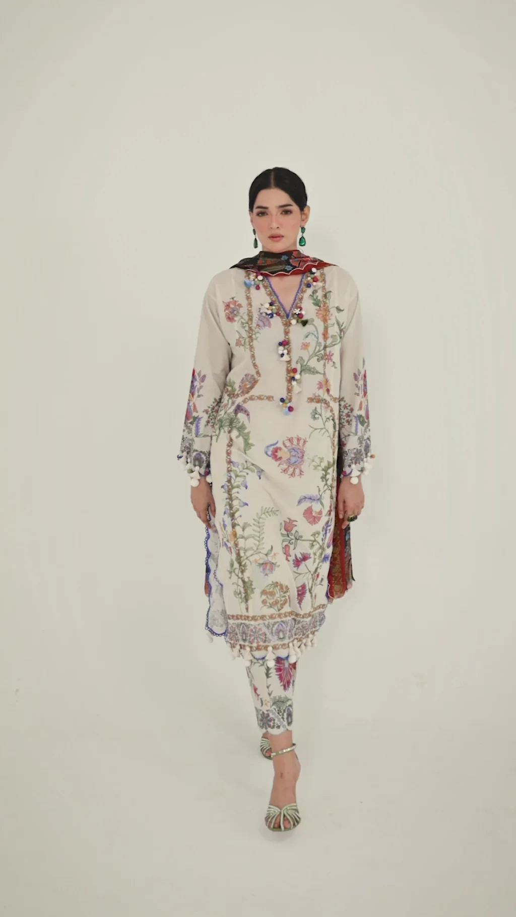 Embroidered 3 Piece Muzlin Suit - M262-012A-CJ