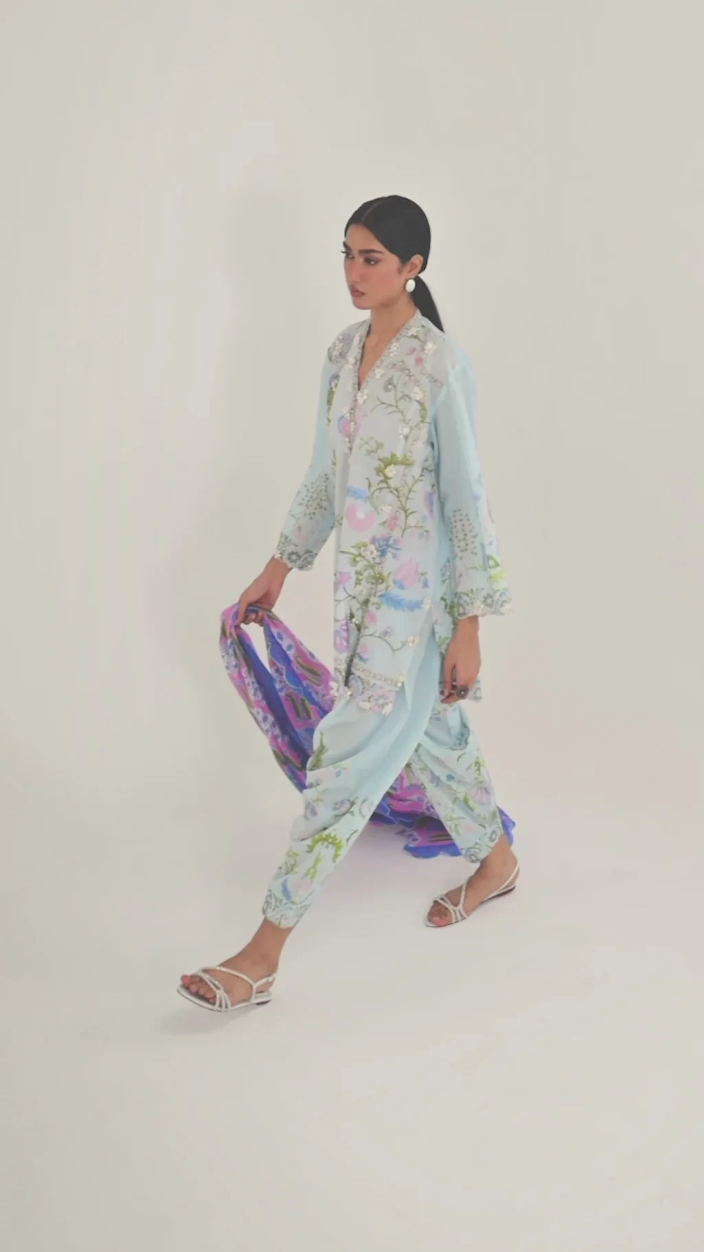 Embroidered 3 Piece Muzlin Suit - M262-012B-CJ
