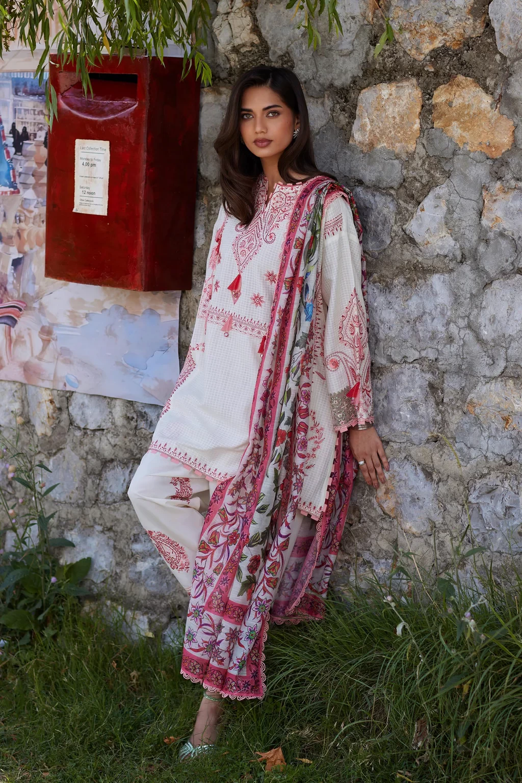 Embroidered 3 Piece Muzlin Suit - M262-001A-CV