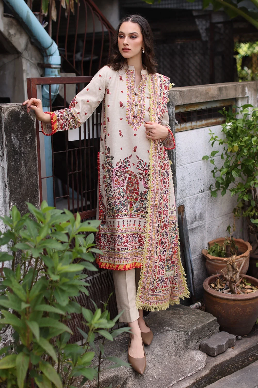 3 Piece Printed Khaddar Suit with Printed Khaddar Dupatta and Printed Trouser - 
