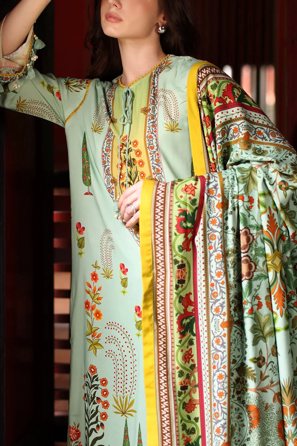 3 Piece Printed Linen Suit with Printed Linen Dupatta - W-FB-WIN-26-485750