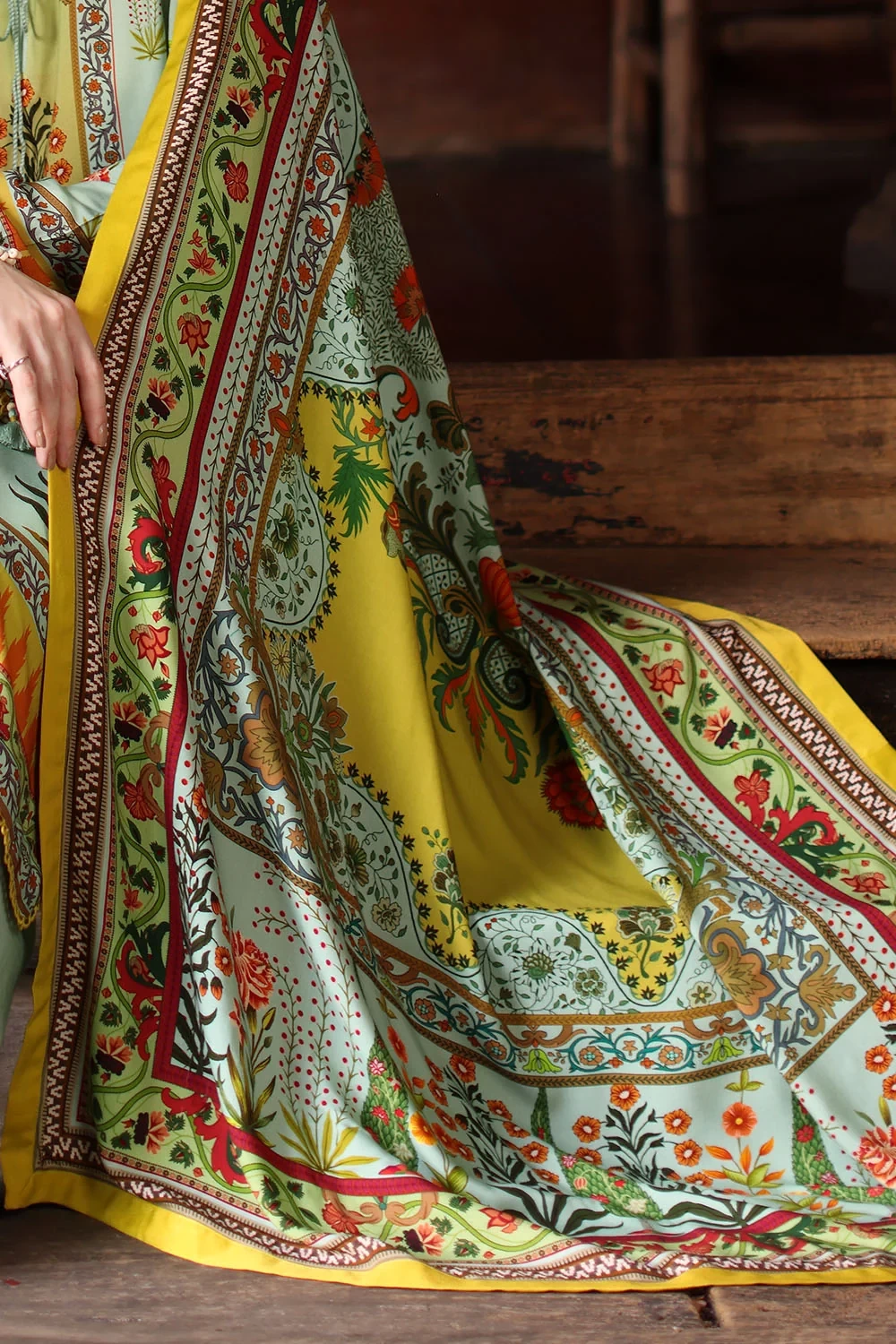 3 Piece Printed Linen Suit with Printed Linen Dupatta - W-FB-WIN-26-485750