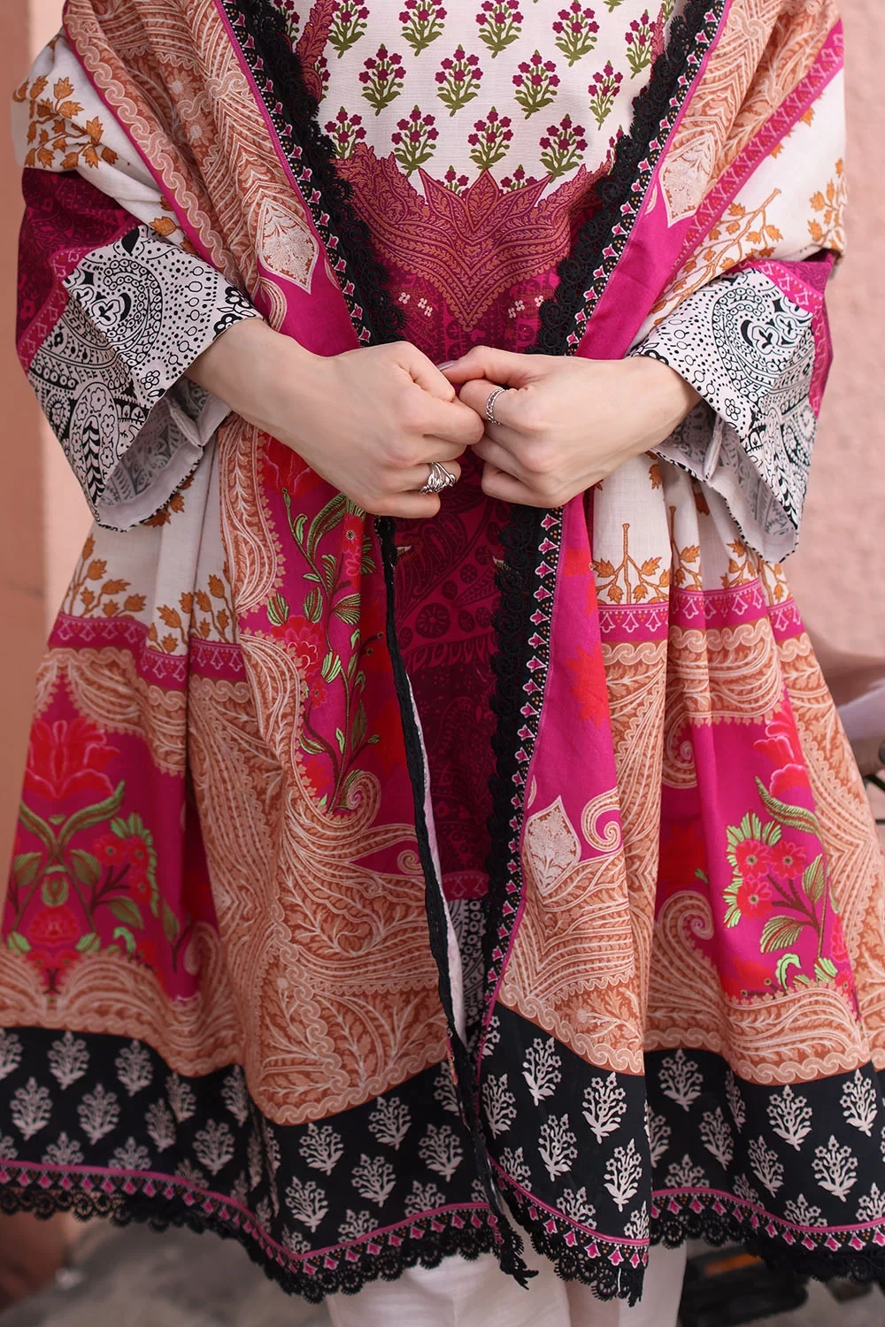 3 Piece Printed Khaddar Suit with Printed Khaddar Dupatta - W-FB-WIN-26-485731