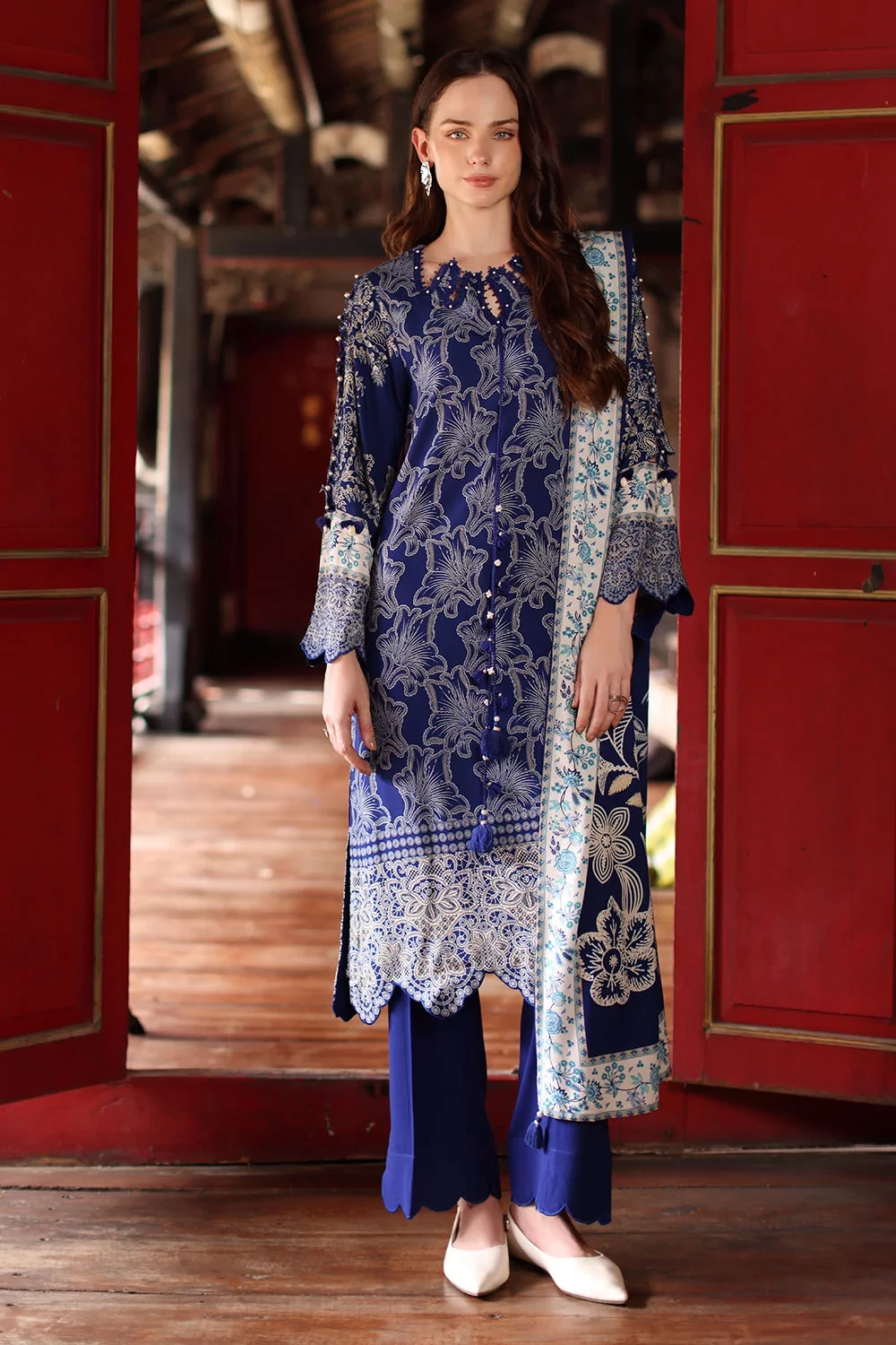 3 Piece Printed Linen Suit with Printed Linen Dupatta - W-FB-WIN-26-485759